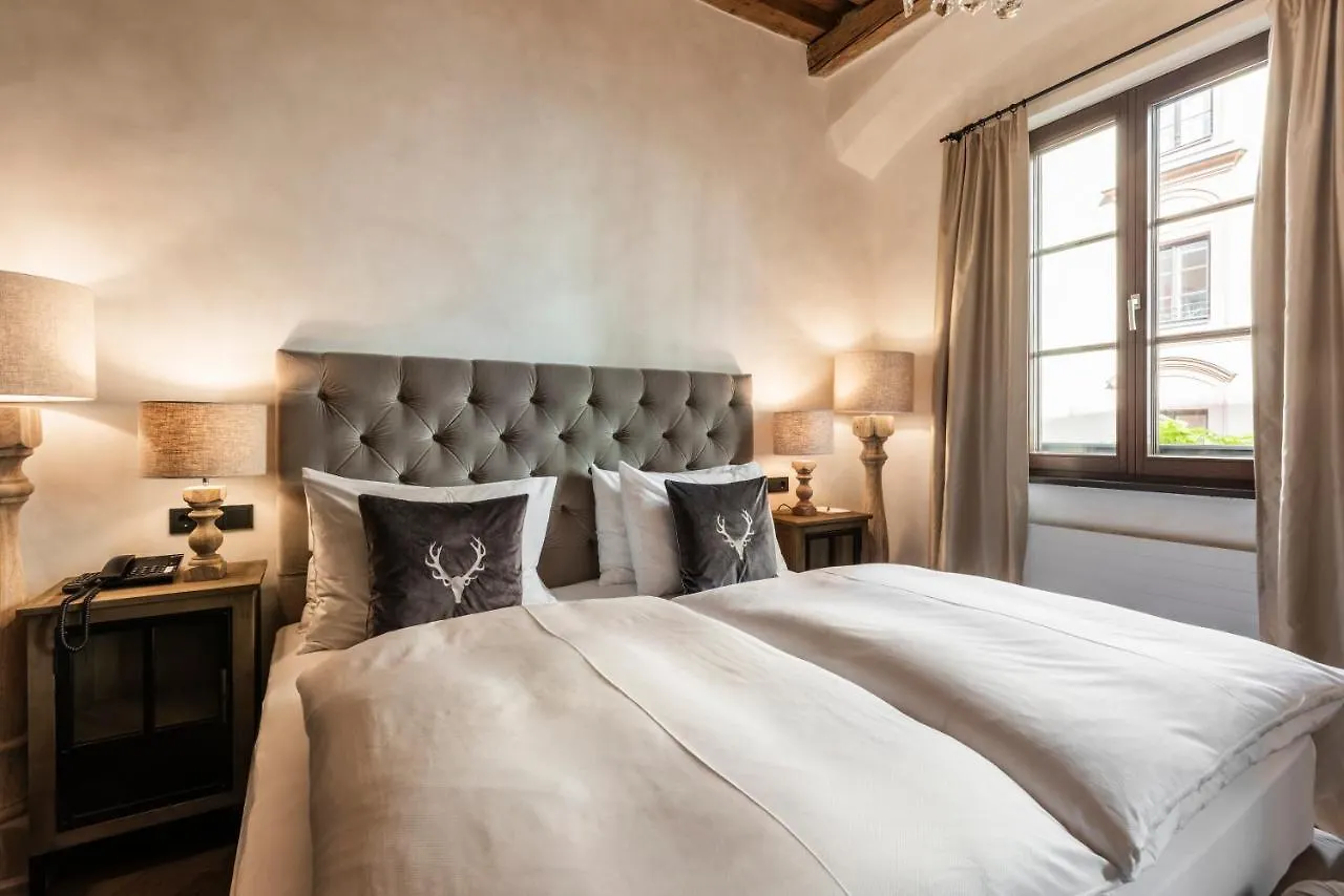 Boutiquehotel Weisses Roessl Innsbruck 2*,