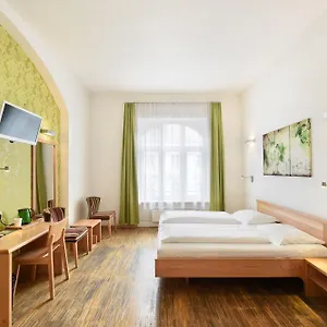 Hotel Mocca ***