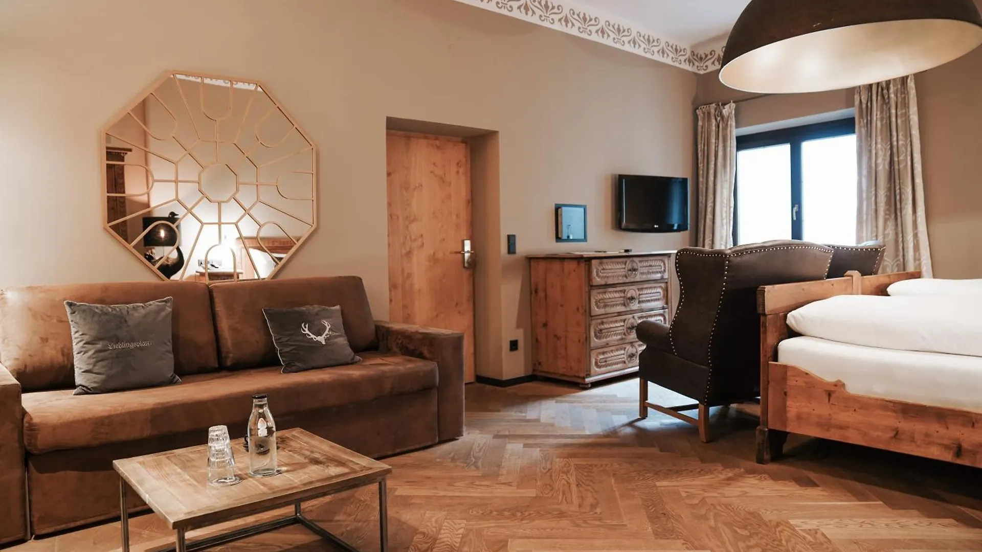 Boutiquehotel Weisses Roessl Innsbruck Hotel