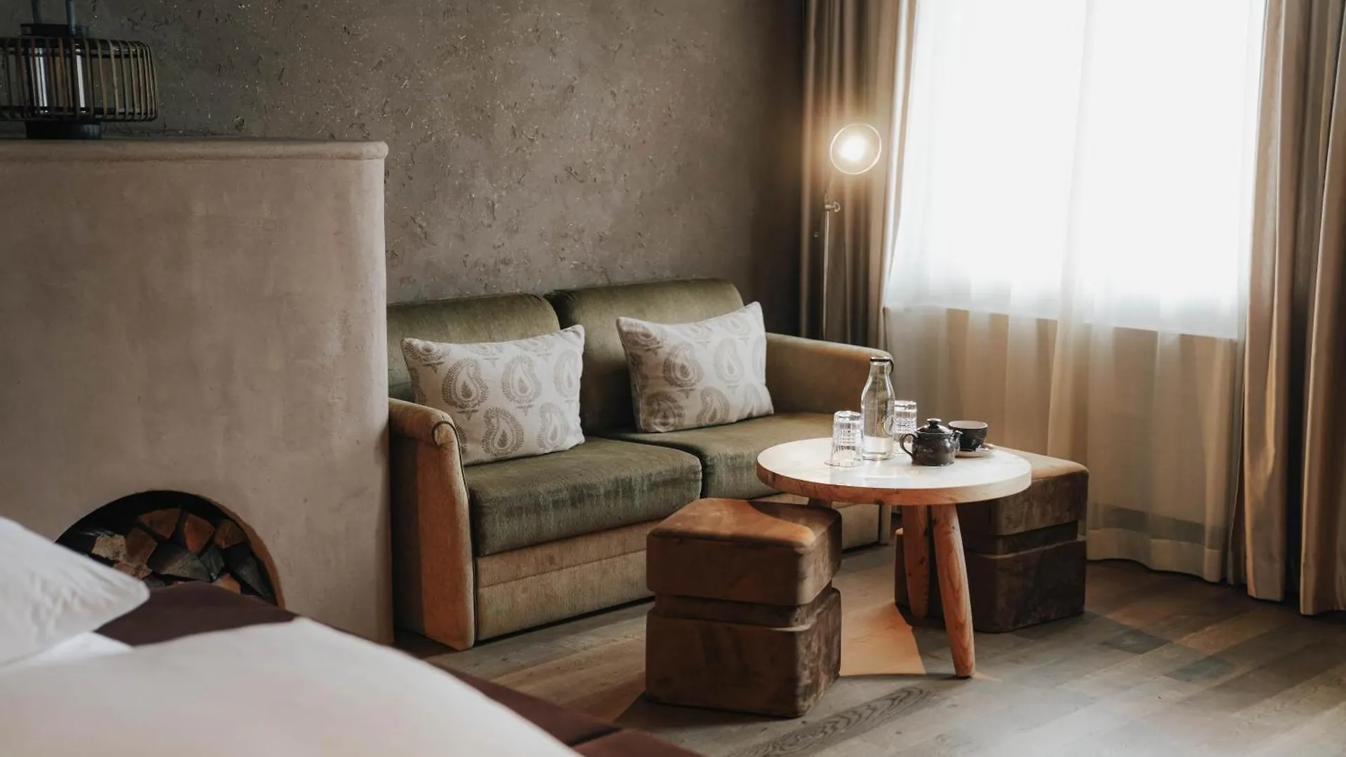 Boutiquehotel Weisses Roessl Innsbruck 2*,  Austria